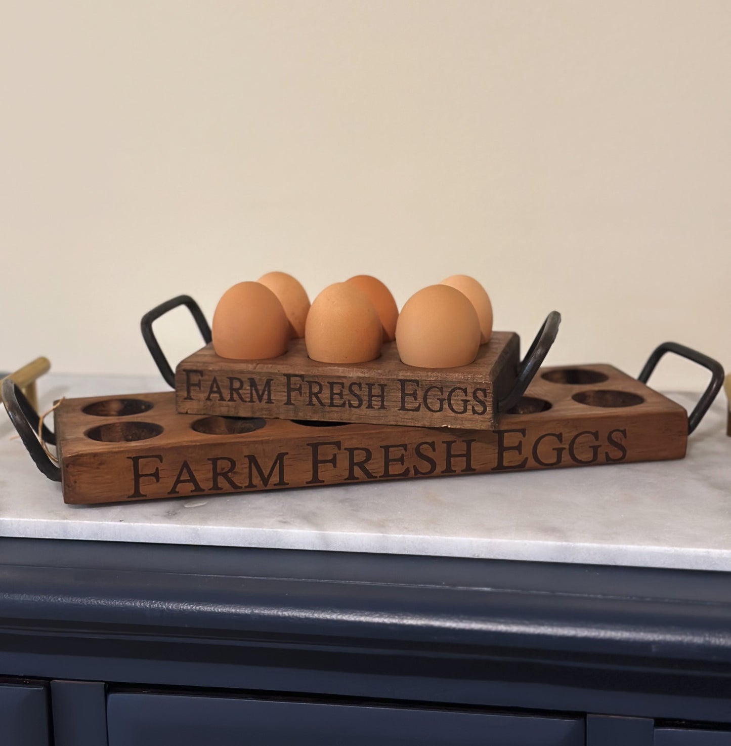 Wooden egg box - vintage style - 12 eggs